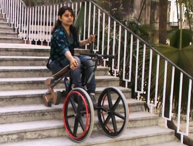 Vardaan, un fauteuil minimaliste pour monter les marches