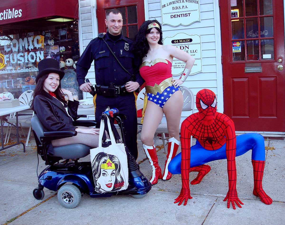 Les super heros et heroines... sur super fauteuil roulant